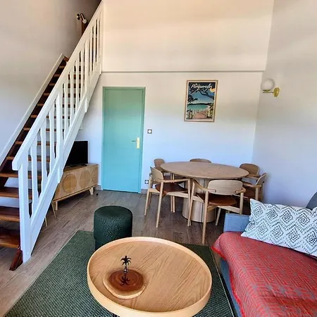 Apartment La Caplude Hyeres